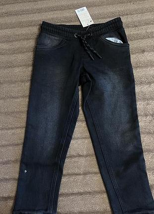 Джинсы