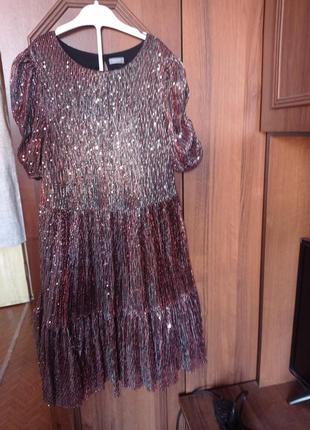 Плаття святкове