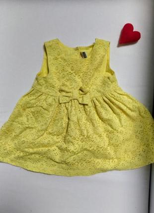Святкові сукні на дівчинку від 6 до 12 місяців жовта і салатова2 фото