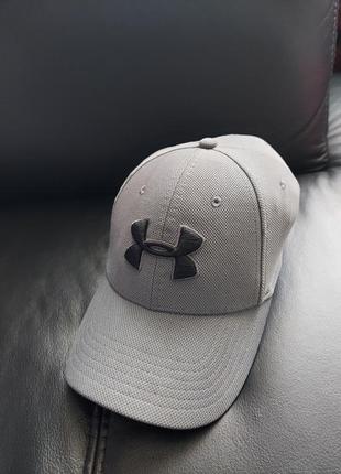 Кепка under armour