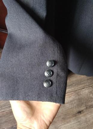 Пиджак серого цвета.3 фото