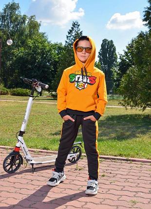 Спортивный костюм на мальчика