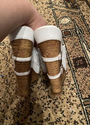 Familiare босоніжки шльопанці