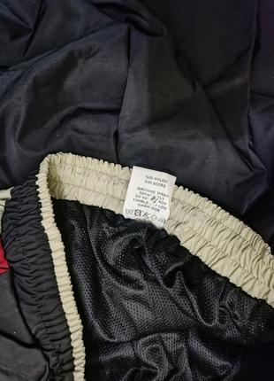 Штани спортивні нейлонові плащівка into black колір чорний смуга stripes весна літо zip карго оригінал original5 фото