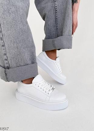 Кеди кросівки білі натуральна шкіра шкіряні на високій підошві платформі танкетці масивній