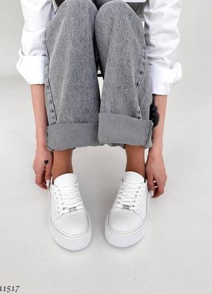 Кеди кросівки білі натуральна шкіра шкіряні на високій підошві платформі танкетці масивній