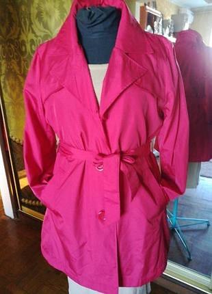 Плащик новий