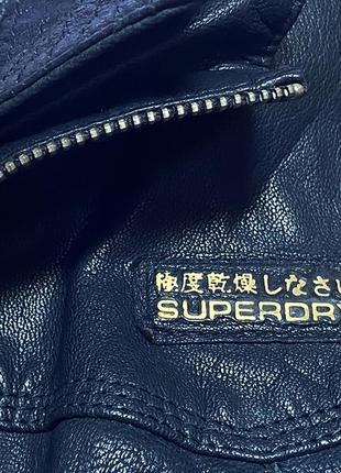 M superdry шкіряна куртка натуральна шкіра жіноча демісезонна коротка курточка10 фото