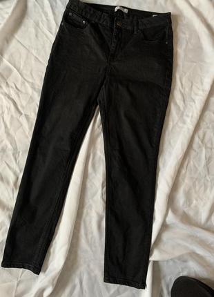 Джинси класичні чорні базові штани брюки завужені