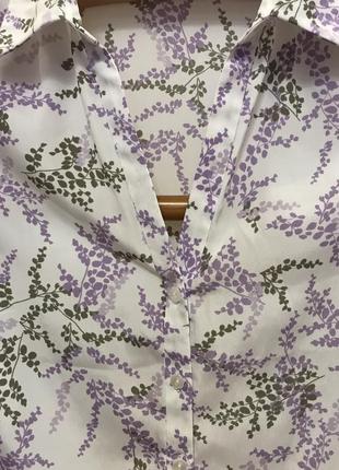 Дуже красива та стильна брендова блузка в квіточках 19.5 фото