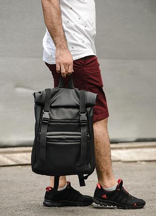 Вместительный черный мужской рюкзак ролл sambag