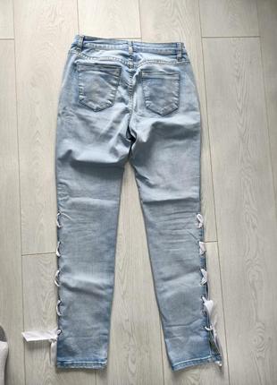 Світлі стильні джинси3 фото