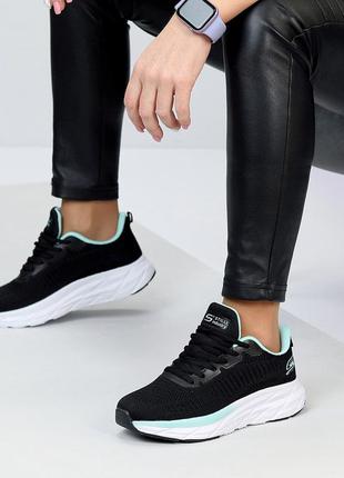 Новые текстильные кроссовки для девушек, весенний летний вариант черного цвета на белой подошве4 фото