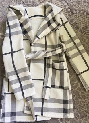 Весняне пальто без підкладу