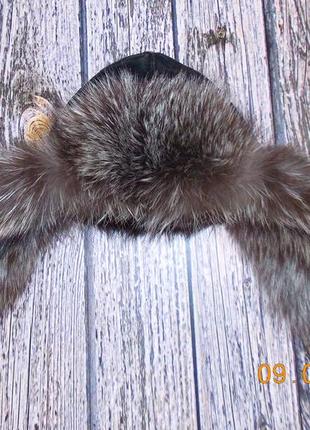 Зимняя шапка для девушки