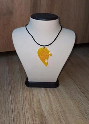 Кулон, подвеска из эпоксидной смолы сердце