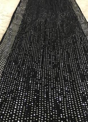 Блестящий платок с паетками