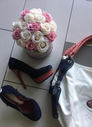 Красивые туфли bazzar , объемная сумка tod’s в комплекте в подарок3 фото