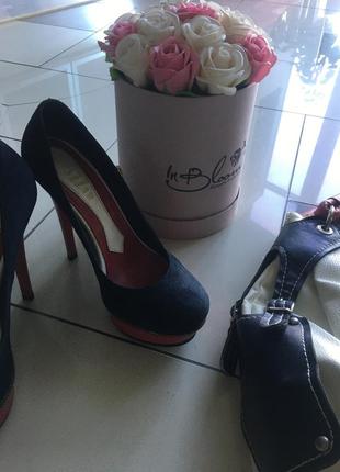 Красивые туфли bazzar , объемная сумка tod’s в комплекте в подарок5 фото