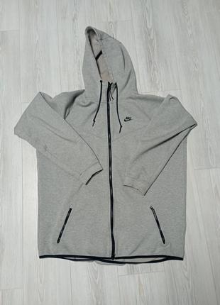 Nike tech fleece