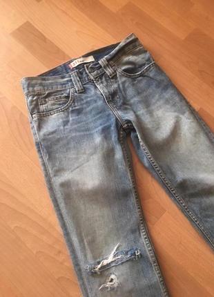 Джинсы levi's модель 511