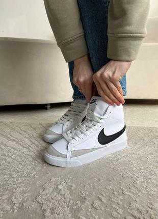 Женские кроссовки nike blazer mid6 фото