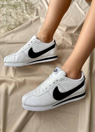 Женские кроссовки nike cortez7 фото