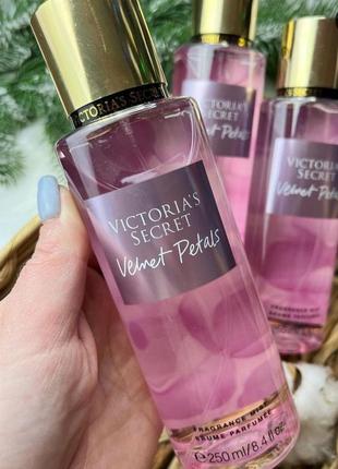 Victoria's secret velvet petals,спрей,мист,міст,вікторія сікрет,косметика,подарунковий набір