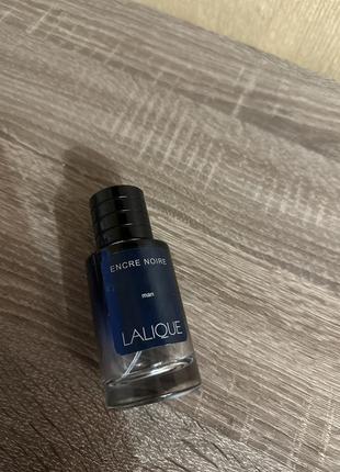 Encre noire lalique