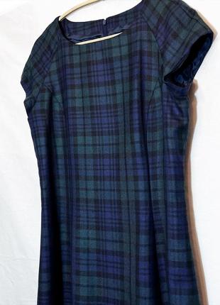 Bruar, сукня з вовни у клітинку шотландку