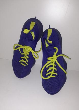 Легкие текстильные летние кроссовки с яркими шнуровками1 фото