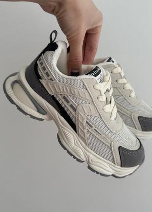 Кросівки дитячі