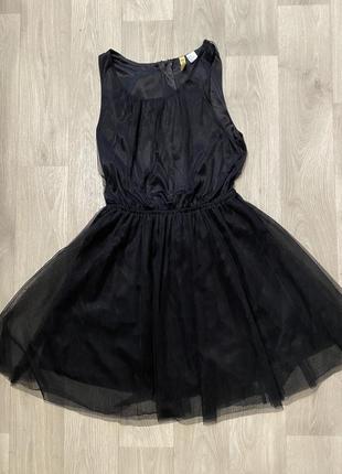 Чорна сукня плаття