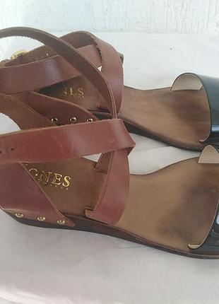 Босоножки кожанние jones bootmarket  р.393 фото