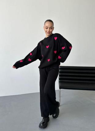 Костюм светр з сердечками та брюки6 фото