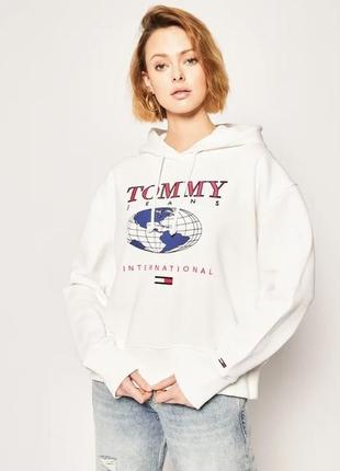 Худі від tommy jeans