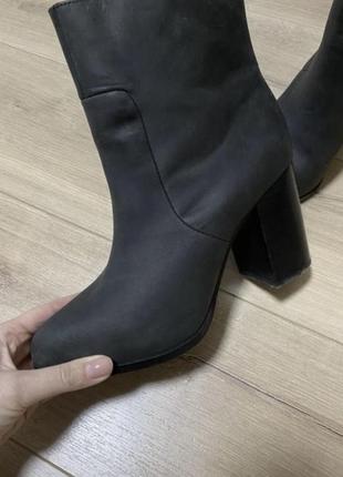 &other stories шкіряні черевики