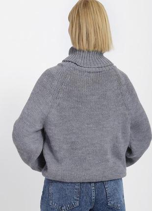 Женский свитер свободного фасона.4 фото