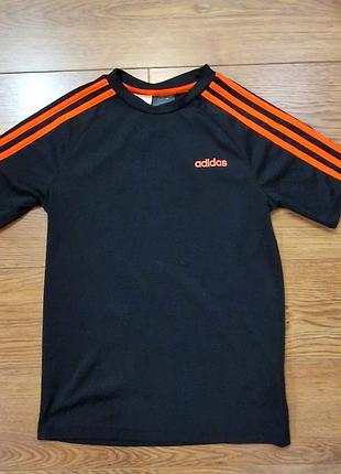 Футболка adidas