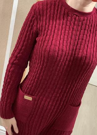 Вʼязане плаття moschino