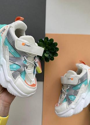 Кросівки весняні для дівчаток