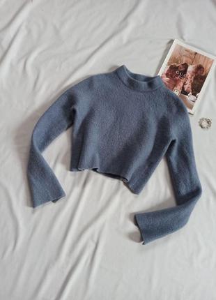 Укороченный свитер с разрезами на рукавах/шерсть