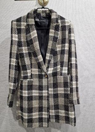 Чудовий картатий жакет zara