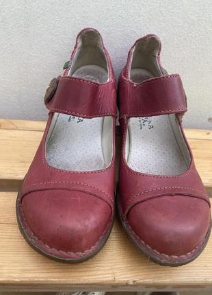 El naturalista  жіночі  іспанські червоні шкіряні туфлі eu362 фото
