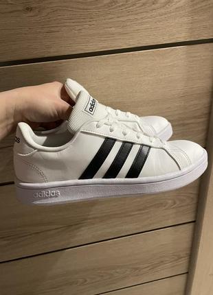 Кроссовки adidas5 фото