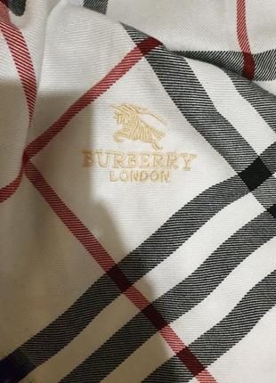 Шарф великий палатин burberry як новий