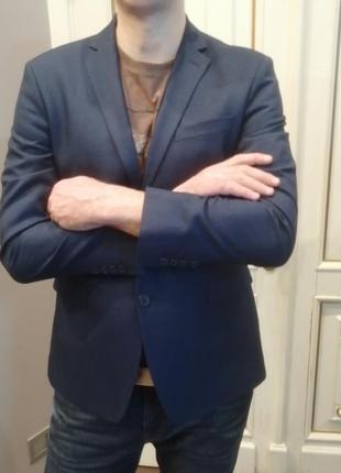 Мужской костюм giotelli + рубашка и галстук: идеальный образ для любого события7 фото