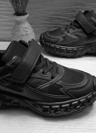 Черные отличные кроссовки дышащие том.м 33-362 фото