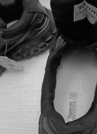 Черные отличные кроссовки дышащие том.м 33-364 фото
