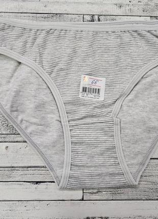 Гарненькі трусики donella